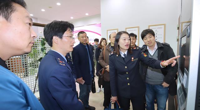 嘉昆太食品药品科普站交流日暨“一站三员”食品安全知识竞赛在嘉定举行