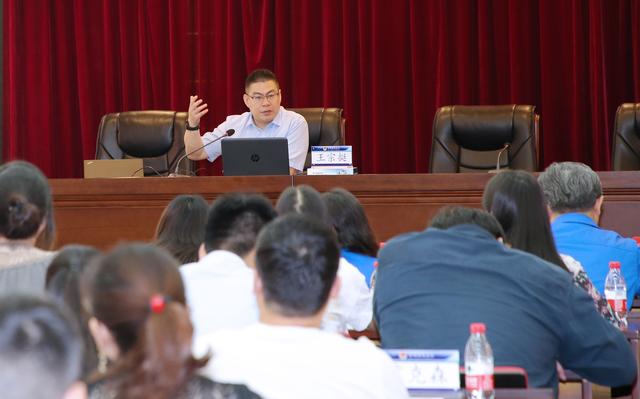 嘉定区市场监管局在全市范围内率先与中国质量认证中心上海分中心签署协议