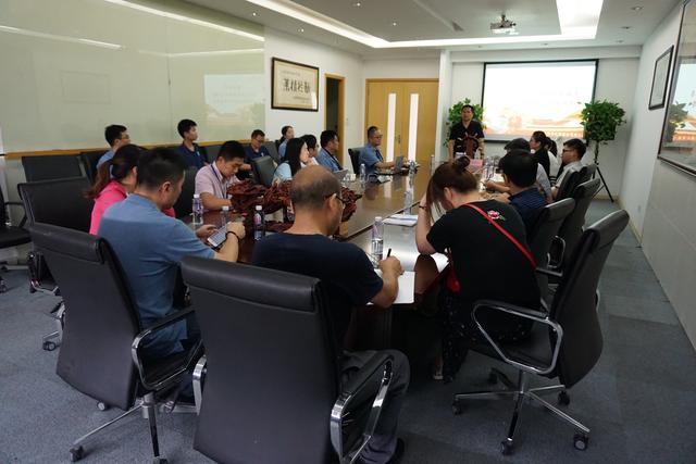 嘉定区开展“上海品牌”认证现场教学活动